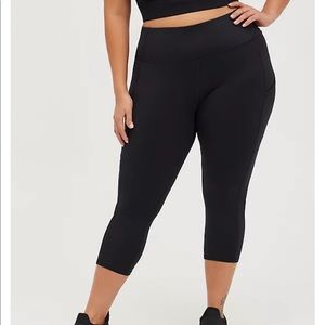 New!! Torrid Active Leggings 3X